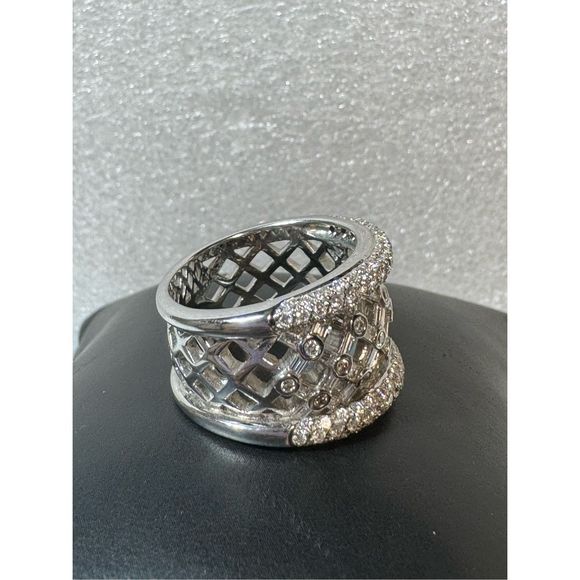 18KT White Gold Woven Design Diamond Cocktail Ring size 7.75 - Picture 5 of 10